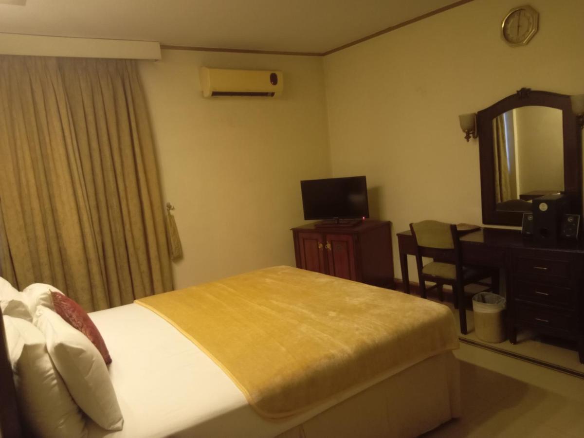 Hotel Shalimar ราวัลปินดี ภายนอก รูปภาพ
